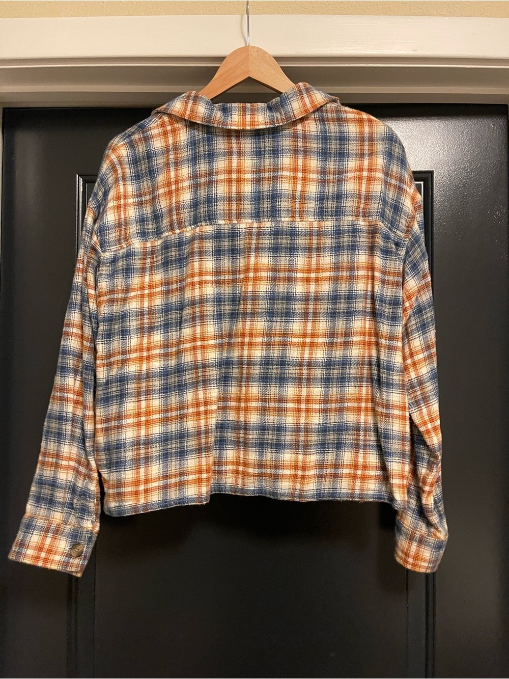 American Eagle Plaid Flannel in Blue, Orange, and Cream - Picture 3 of 3